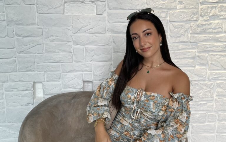 disguised name i3oh5reb girl